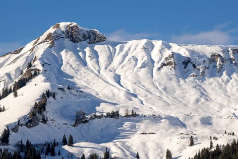 Rether Kopf with Kleinzemm-Alm in winter