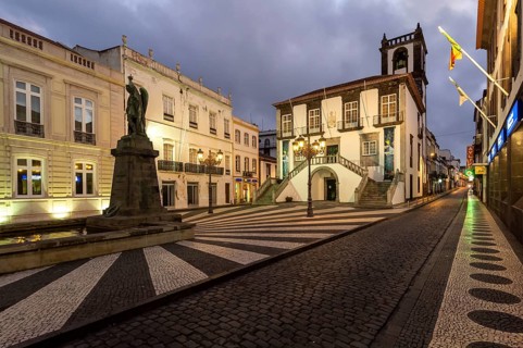 The town hall of Ponta del Gada in the evening