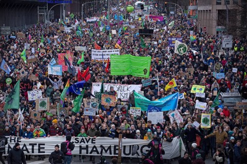Luisa Neubauer and Greta Thunberg at the head of the Fridays For Future Demonstration in Hamburg