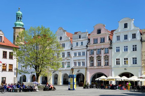 Bower houses on the town hall square