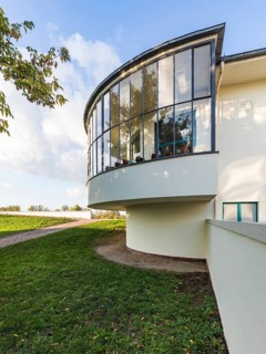 Glazed rotunda