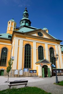 Holy Cross Church