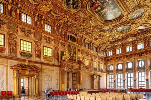 Golden Hall with coffered ceiling and portals