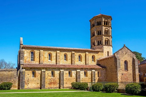 Romanesque church of Anzy le Duc