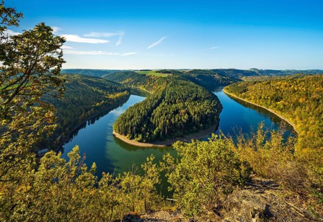 View of the Hohenwarte Reservoir in autumn