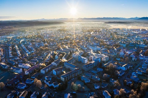 Wolfratshausen in winter at sunrise