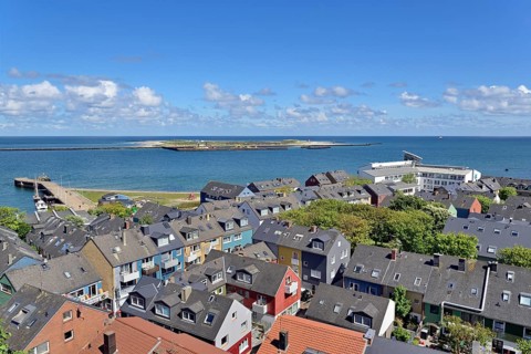 View from the Oberland over the Unterland to the island Duene