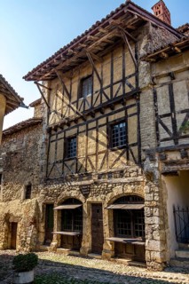 Perouges