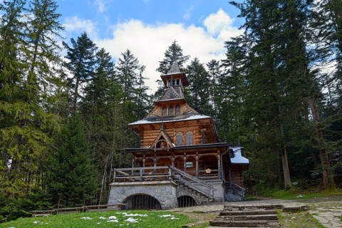 Jaszczurowka Chapel in Zakopane style