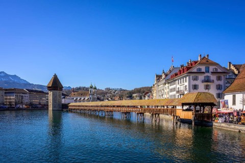 View over the river Reuss to the Chapel Bridge