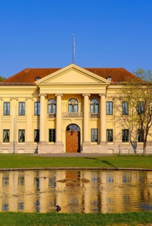 Prinz-Carl-Palais