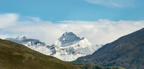 Snow-covered peak of Mount Aspiring