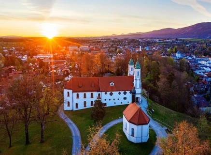 St. Cross Church and Leonhardic Chapel at sunrise