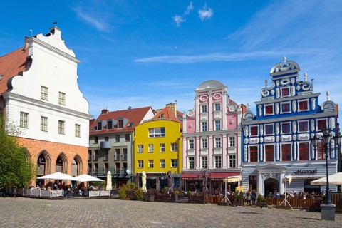 Old town hall and historic gabled houses on Heumarkt