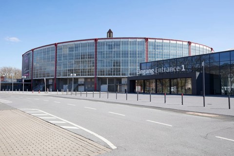 Empty square in front of the entrance to Westfalenhalle 1