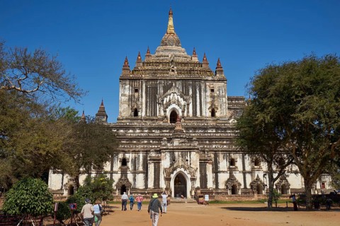 Thatbinnyu Temple