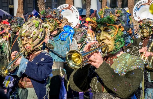 Masked persons, Guggenmusiker