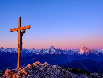 Alpine panorama from the summit of the Berchtesgadener Hochthron