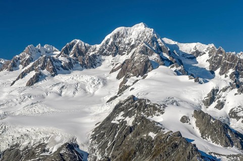 Glaciated summit of Mt Cook