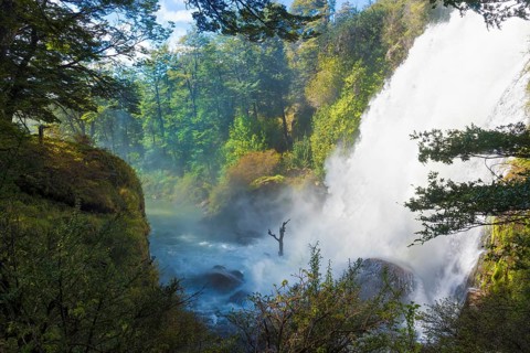 El Maqui Waterfall