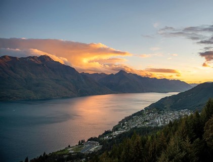 View of Lake Wakatipu