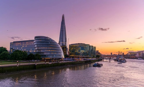 River Thames and modern high-rise buildingss