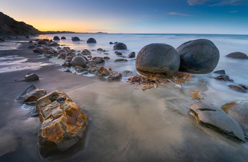 Moeraki Bolders