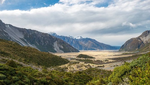 View into the Hooker Valley from the Sealy Tarns Track