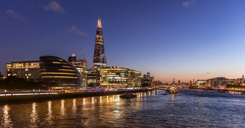 River Thames and modern high-rise buildingss