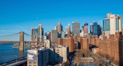 View from Manhattan Bridge to the skyline of Lower Manhattan and Brooklyn Bridge