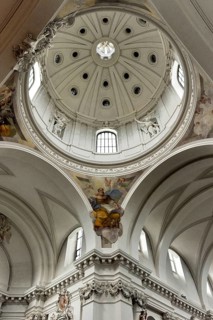 Dome in the crossing