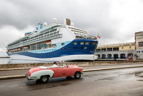 Cruise ship and US classic car from the 1950s at the cruise terminal of Havana