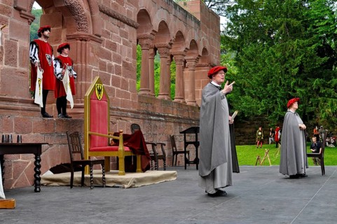 Councillors in the play The Imperial Diet of 1180