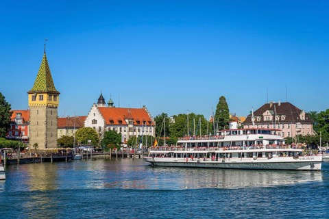 Excursion ship at the lake promenade