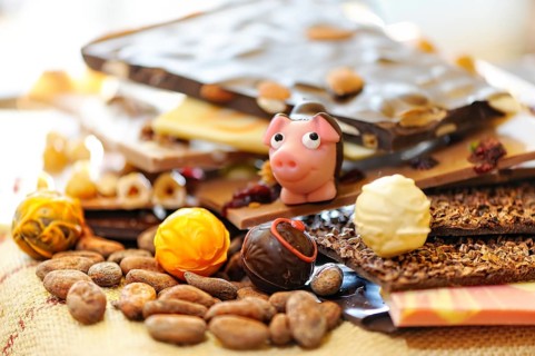 Pink marzipan pig with chocolate
