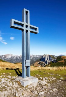 Summit cross at Loser