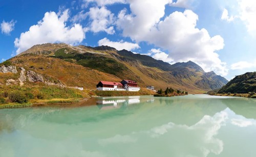 Mountain lake