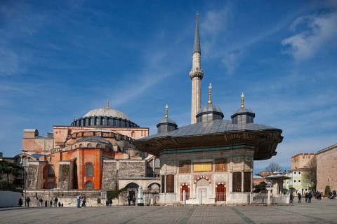 Sultan Ahmed Fountain on Sultanahmet Square
