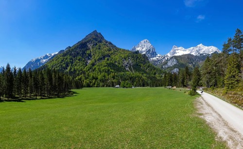 Alpine hut Polsterstueberl in the Stoder Valley