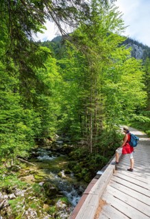 Hike from the Rettenbachalm through the Rettenbachtal to the Blaa Alm