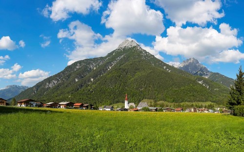 St. Ulrich am Pillersee with Ulrichshorn