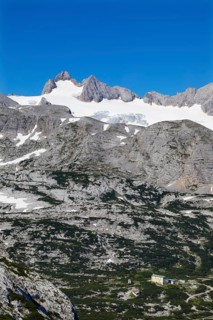 View from the Krippenstein to the Hoher Dachstein