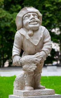 Dwarf with chicken