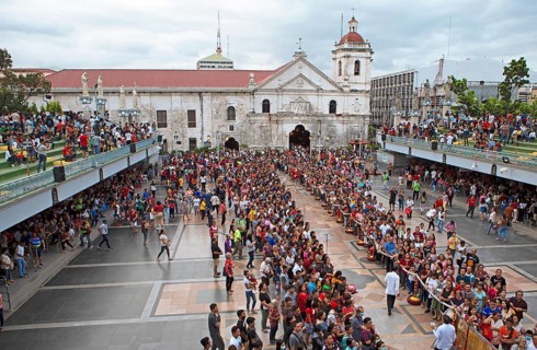 Crowd with pilgrims in Basilica