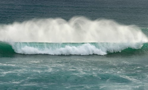 Strong swell
