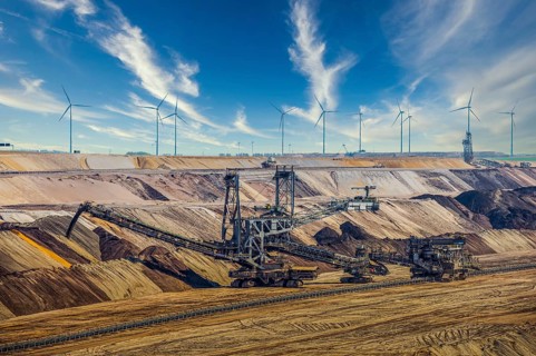 Opencast lignite mining and spreaders