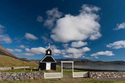 Saurbaejarkirkja
