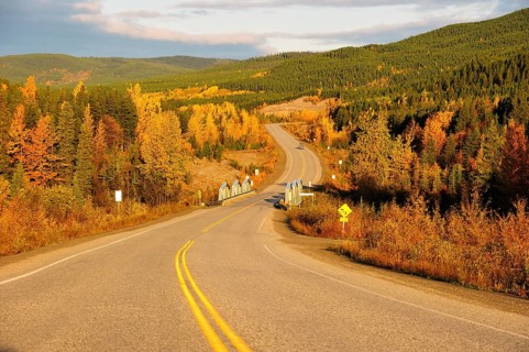 Alaska Highway in autumn