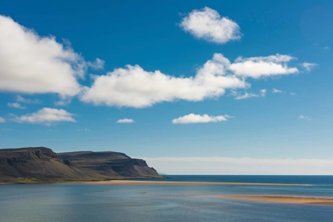 View of Baejarvaoa bay and the beach Rauoisandur