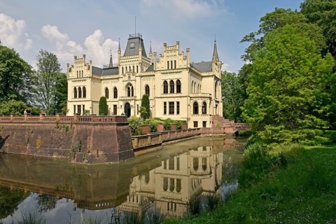Evenburg moated castle